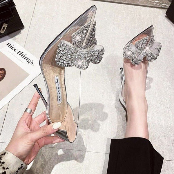 Heel Pointed Diamond Bow